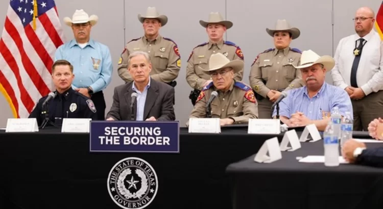 Gobernador de Texas declara como “terroristas” a cárteles mexicanos