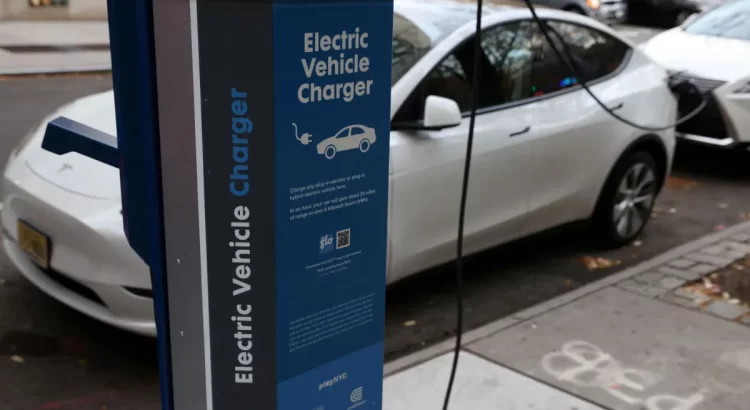 Inversión de $15 millones en puertos de carga para vehículos eléctricos en El Paso, Texas