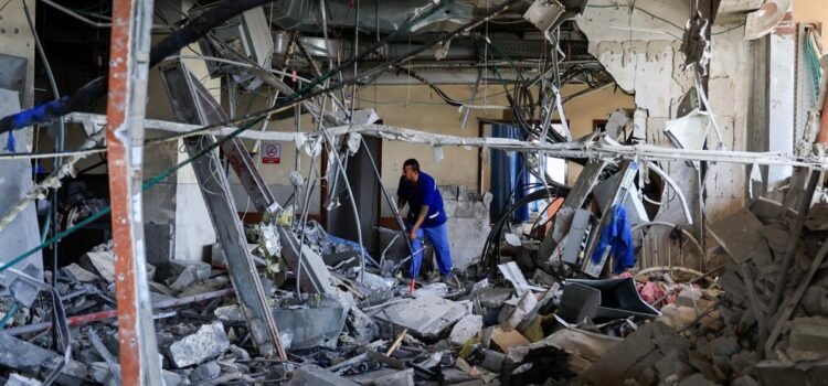 Israel bombardea un hospital en Gaza y deja al menos dos palestinos fallecidos