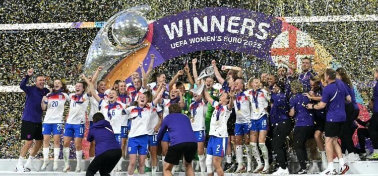 Inglaterra se corona como bicampeona de la Eurocopa Femenina; derrota a España en penales