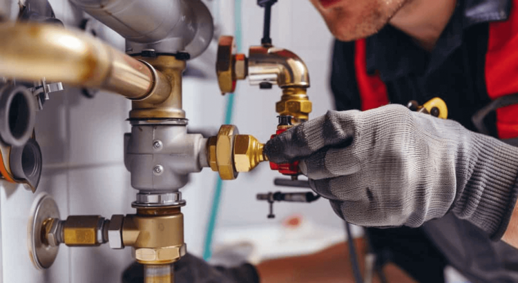 La ciudad suspende el aumento de tarifas de Texas Gas Service