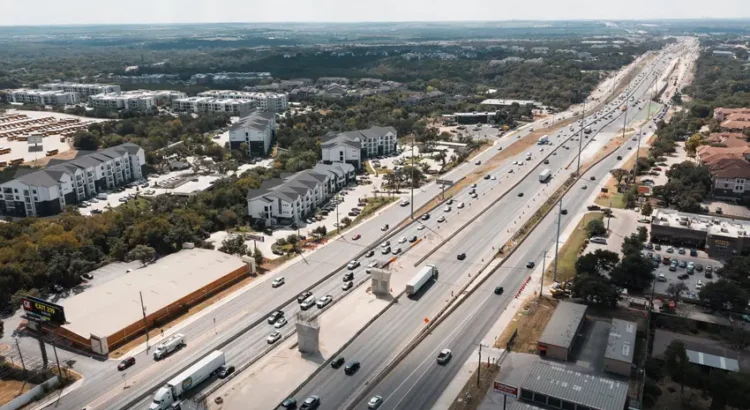 675 millones de dólares destinados a proyectos en Texas están en el limbo